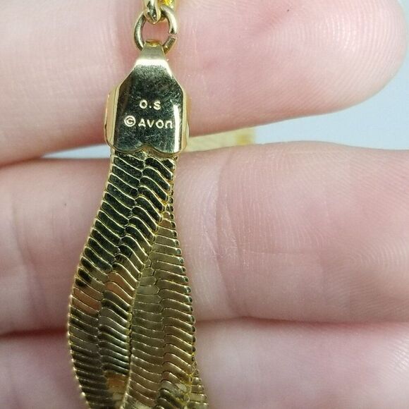 Vintage Avon Gold Tone Braided Herringbone Flat Chain Necklace Bracelet Set - Picture 3 of 8